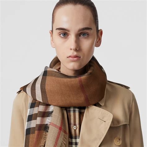 burberry customer 1 2 1